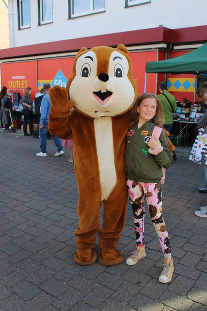 Marlene (11) fand Maskottchen Ekki "knuffig" 