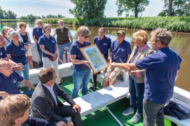 Übergabe des Antrags für die Dorfentwicklung | Foto: Christian C. Schmidt