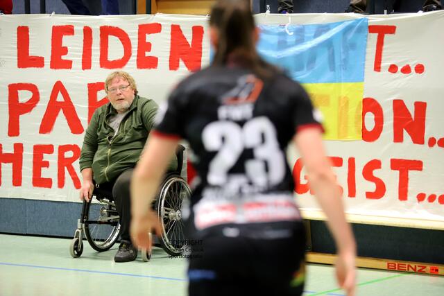 Dieser Luchse-Fan war nah am Geschehen dran | Foto: cc