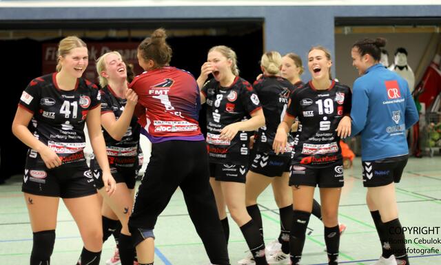 Jubel nach Abpfiff der Partie... | Foto: cc