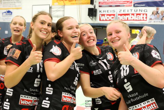 Die vier Buchholzer Trümpfe stachen mit (v.li.): Cara Reiche, Luisa Hinrichs, Levke Kretschmann und Antonia Pieszkalla | Foto: cc