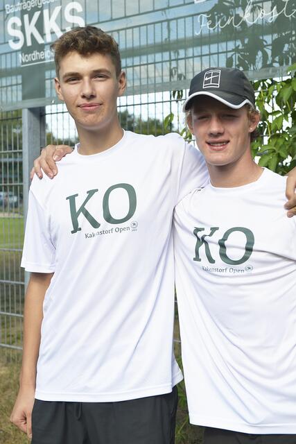 Siegten in der Offenen Konkurrenz, bei der sowohl Herren- als auch Damen-Doppel an den Start gingen: Torben Sudhoff (li.) und Tomme Laarmann | Foto: Sebastian Pötzscher