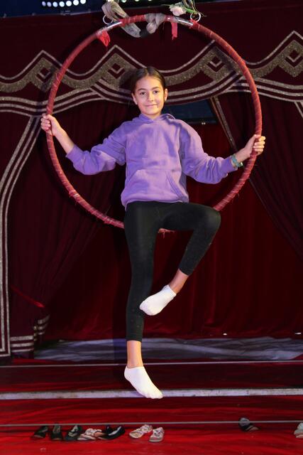 Sophia Phillippowsky aus der 4a am Ring-Trapez | Foto: pm