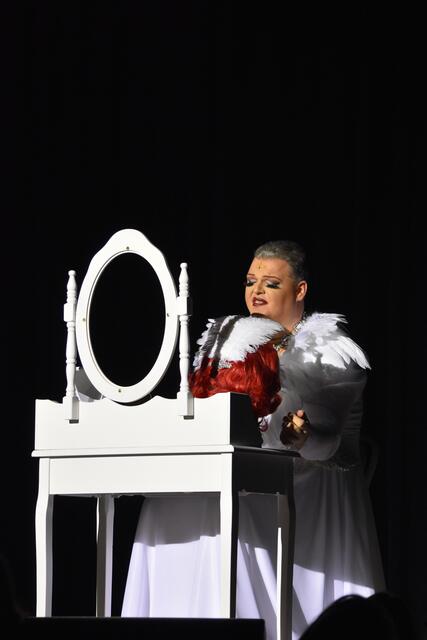 Nils Schwarzenberg überzeugte in allen Gesangspassagen und schauspielerischen Parts | Foto: Axel-Holger Haase