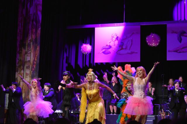 Alle Teilnehmer waren mit Esprit auf der Bühne | Foto: Axel-Holger Haase