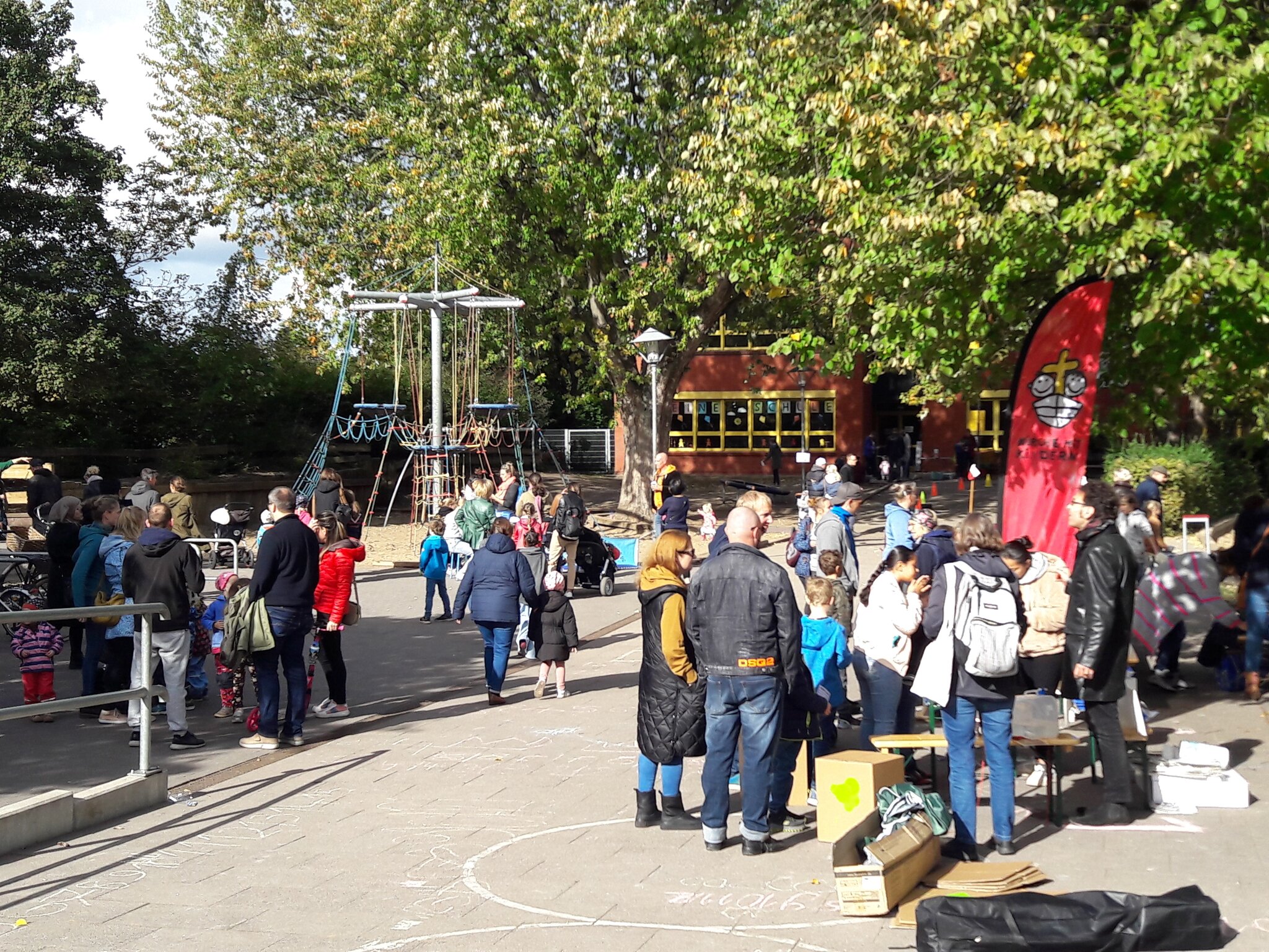 Ein bunter Tag für alle Kinder: Internationales Kinderfest in Neu