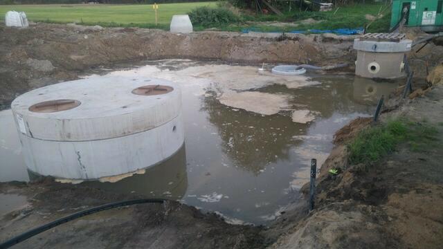 Baustelle unter Wasser | Foto: Boes Bau