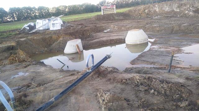 Nach einem Sabotageakt Anfang Oktober war ein Bereich der Baustelle überflutet | Foto: Boes Bau