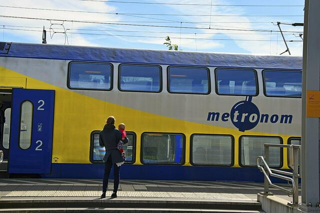 Momentan ist oft langes Warten angesagt: Beim Metronom führen personelle Engpässe zu Zugausfällen | Foto: ts