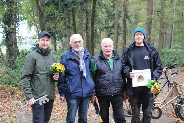 Lasse Abrat (re.) und Andy Jahn (li.) von der Waldkita mit den Waldbuben | Foto: pm