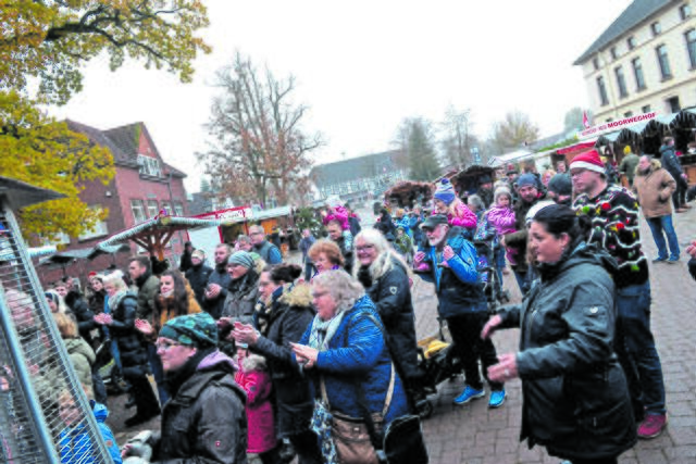 Das begeisterte Zwergenchor-Publikum | Foto: bim