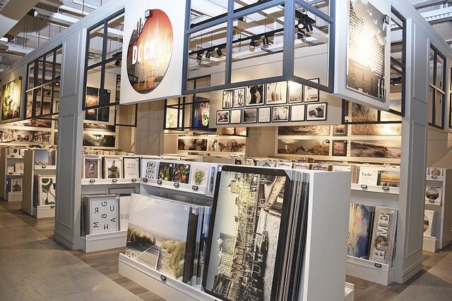 In der Bilderabteilung befinden sich viele unterschiedliche Motive | Foto: Axel-Holger Haase