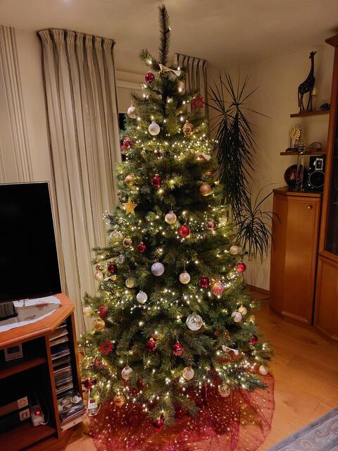 Künstliche Tanne von Gisela Brinkmann aus Mittelsdorf | Foto: Brinkmann