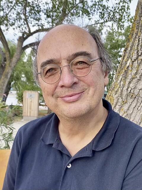 Pastor Ulrich Billet wird den Gottesdienst in St. Johannis künftig öfter an einem Samstag durchführen | Foto: Billet