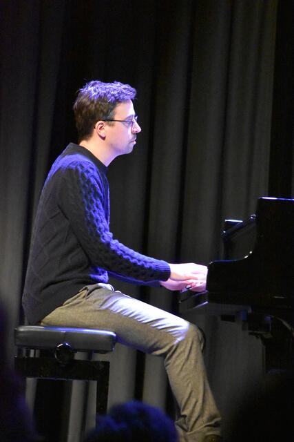 René Türschmann leitet den Chor CaSiNo | Foto: Axel-Holger Haase