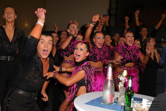 Riesenjubel im B-Team von Blau-Weiss Buchholz | Foto: cc