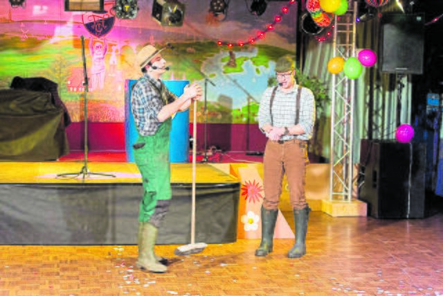 Neues aus Büttenwarder? Nein! Beim bunten Abend am Freitag in der Schützenhalle erzählen die Landwirte aus ihrem Alltag | Foto: Faslamsclub Hanstedt