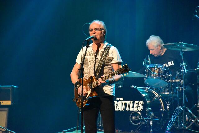 Sänger und Gitarrist Eggert Johannsen überzeugte mit seiner tollen Stimme | Foto: Axel-Holger Haase