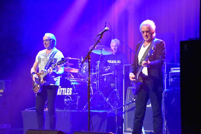 Spielfreude auf der Empore-Bühne | Foto: Axel-Holger Haase