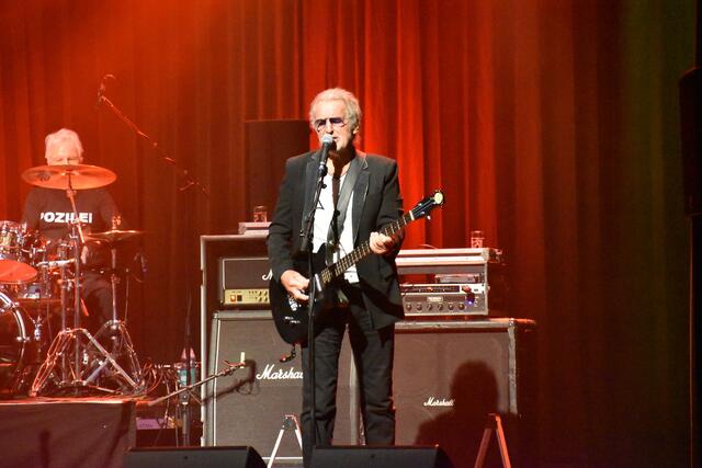 Starkes Bassspiel von Herbert Hildebrandt | Foto: Axel-Holger Haase