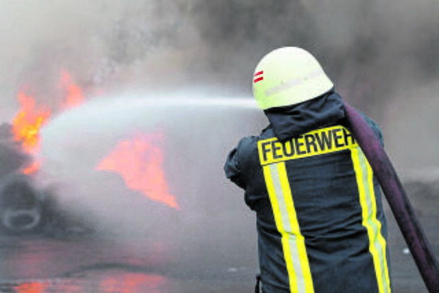 Die Gebühren für Feuerwehreinsätze sollen nach dem Willen der "bunten Gruppe" erhöht werden (Symbolbild) | Foto: Adobe Stock/mhp