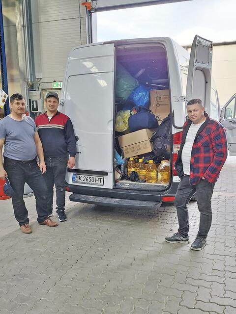 Von Apensen starten regelmäßig Hilfsgütertransporte in die Ukraine | Foto: Zabel