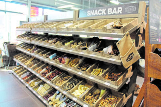 Einmalig: die Snack Bar für Hunde | Foto: sb