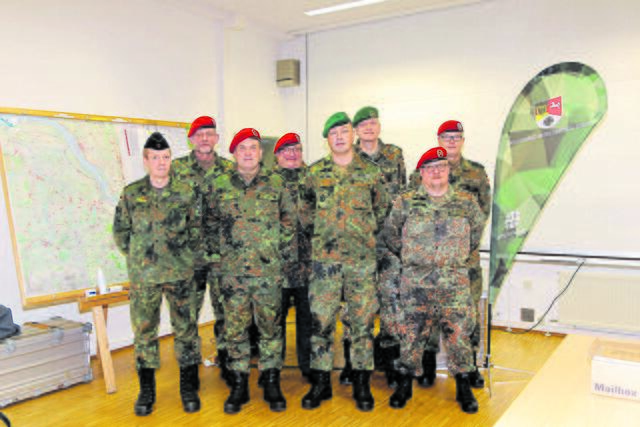 Zur Übung angetreten: das Kreisverbindungskommando | Foto: jd