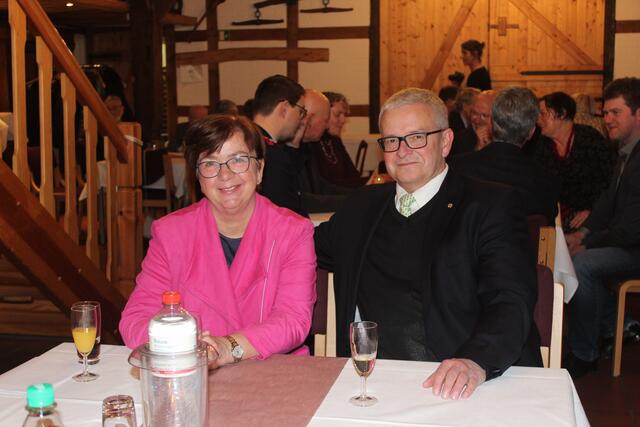 Der ehemalige Landrat Michael Roesberg und Ehefrau Monika