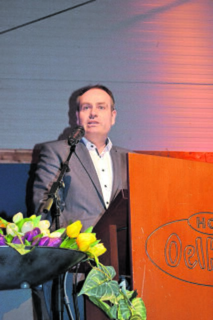 Ulrich Stock, Vorstandssprecher der Volksbank Lüneburger Heide eG, sprach aktuelle Probleme bei Finanzierungen und Investitionen an | Foto: bim