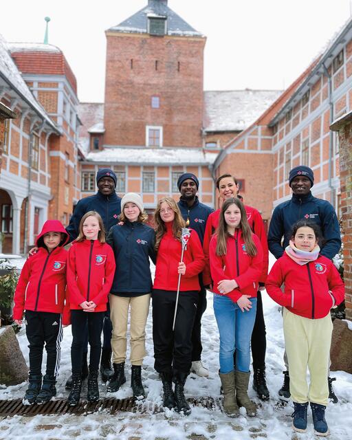 Fackellauf-Station Schloss Winsen | Foto: DRK
