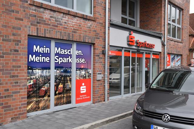 Das Sparkassen-Beratungscenter befindet sich an der Eichenallee 2 | Foto: Axel-Holger Haase