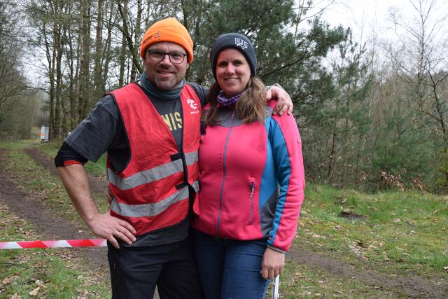 Die Organisatoren des Crosslaufs "Die härteste Sau von Heidenau": Carsten und Sina Löll | Foto: ts
