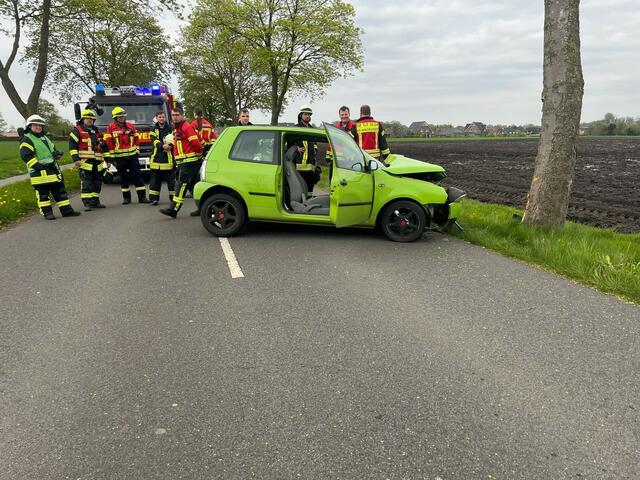 Gleich drei Ortswehren waren im Einsatz | Foto: Polizei