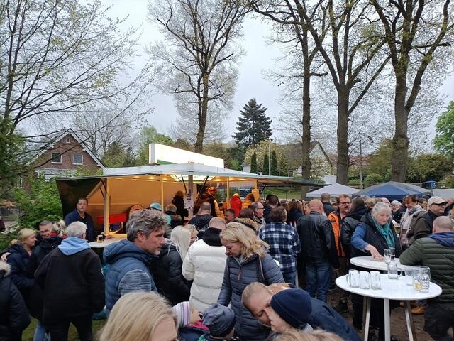 Viele Besucher haben sehnsüchtig auf das Dorffest gewartet | Foto: Dr. Manfred Lohr
