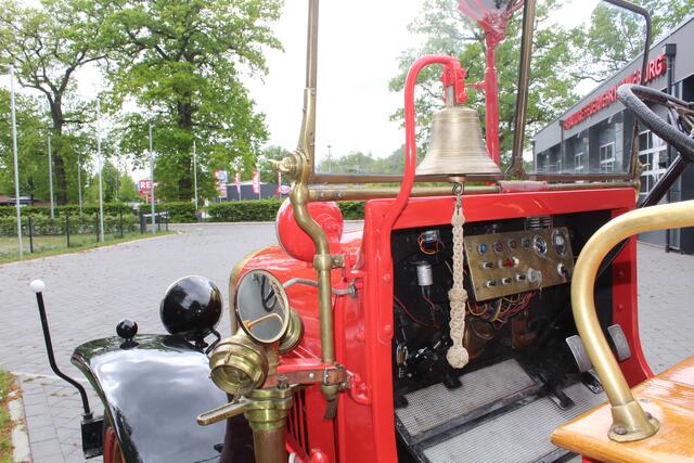 Die MAX lässt sich nur mit Kurbel anlassen | Foto: pm