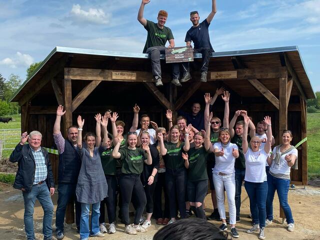 Die Landjugend Wistedt mit Ehrengästen | Foto: Landjugend