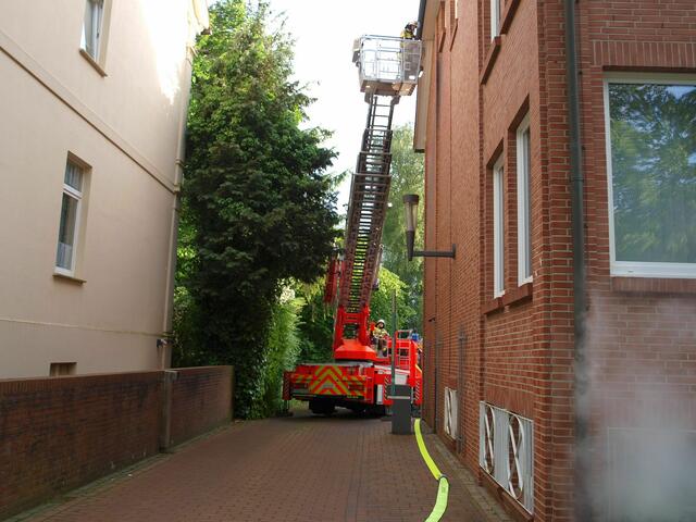 Rettung über eine der Drehleitern | Foto: Stefan Braun / Feuerwehr