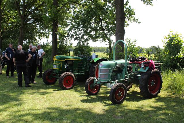 Oldtimer-Treff am Dörpshus | Foto: sb