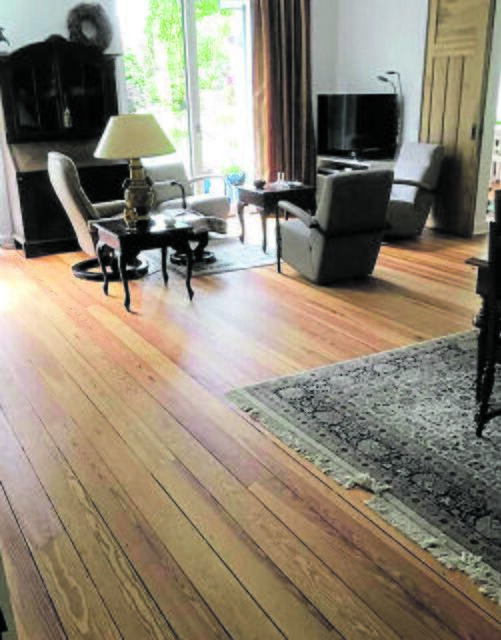 Verlegung von historischem Pitch Pine in einem Neubau  | Foto: Seitz