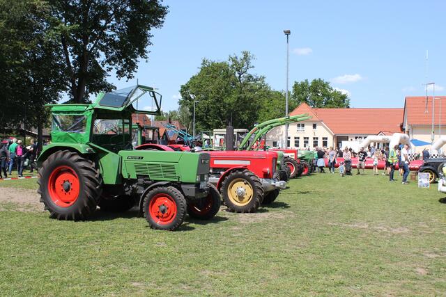 Oldtimer-Treff am Dörpshus | Foto: sb