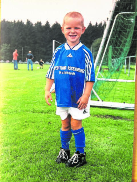 Kleiner Kicker im BFC-Trikot, heute Nationalspieler: Anton Stach | Foto: Stach
