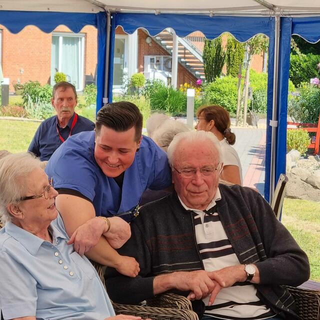 Geselligkeit und Klönschnack | Foto: Klosterfeld