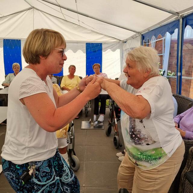 Tanz zu Musik aus sechs Jahrzehnten | Foto: Klosterfeld