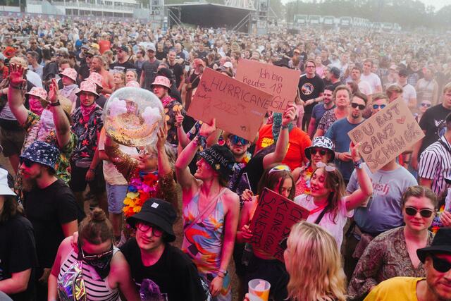 Schilderwald bei den Fans