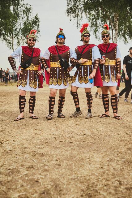 Die Römer im gallischen HURRICANE Dorf Scheeßel | Foto: FKP Julia Schwendner