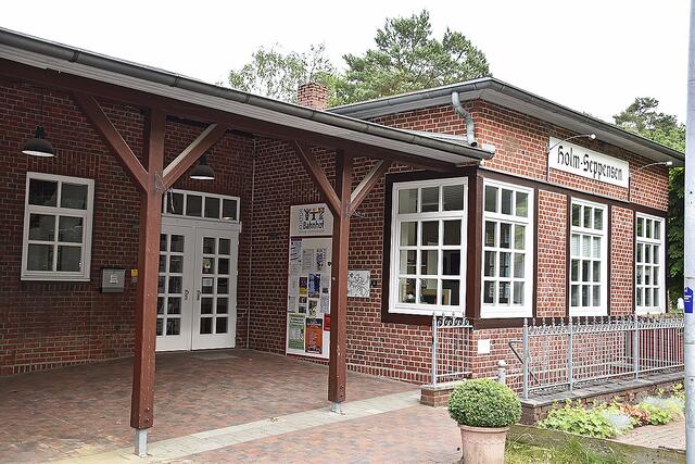 Der Kulturbahnhof ist ein Schmuckstück in Holm-Seppensen | Foto: Axel-Holger Haase