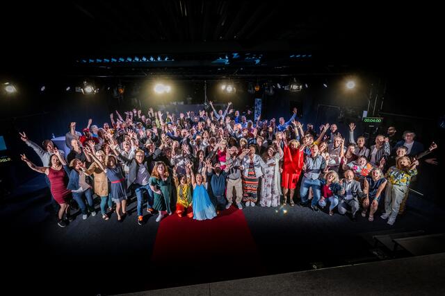 Die 127 Teilnehmer vom 15. International Speaker Slam | Foto: Justin Bockey/cku