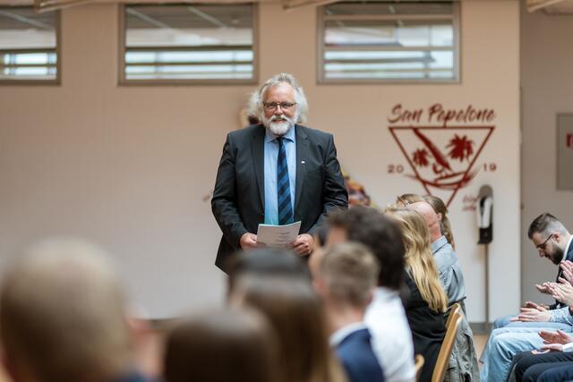 Grußwort des Schulleiters | Foto: Floyd Flämig /BBS
