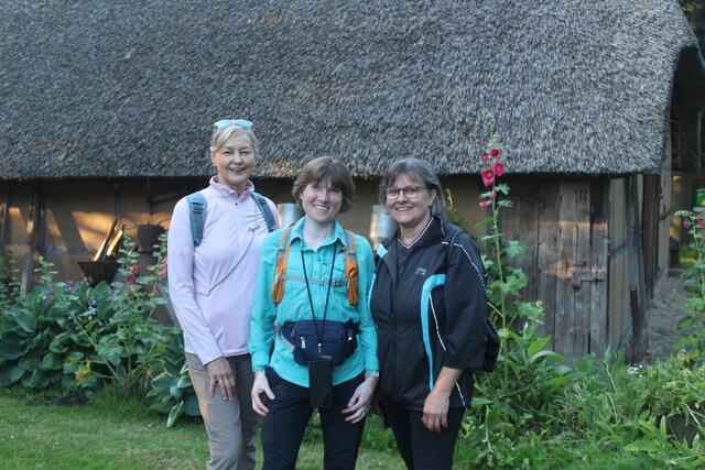 Wandern sonst zu dritt (v. li.): Ulrike Bargsten, Rosi Mehrkens und Manuela Krickemeyer